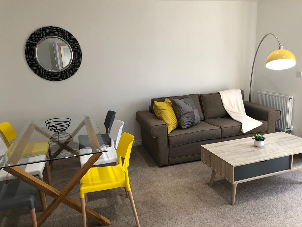 Hertford Serviced Apartments Ware Ngoại thất bức ảnh