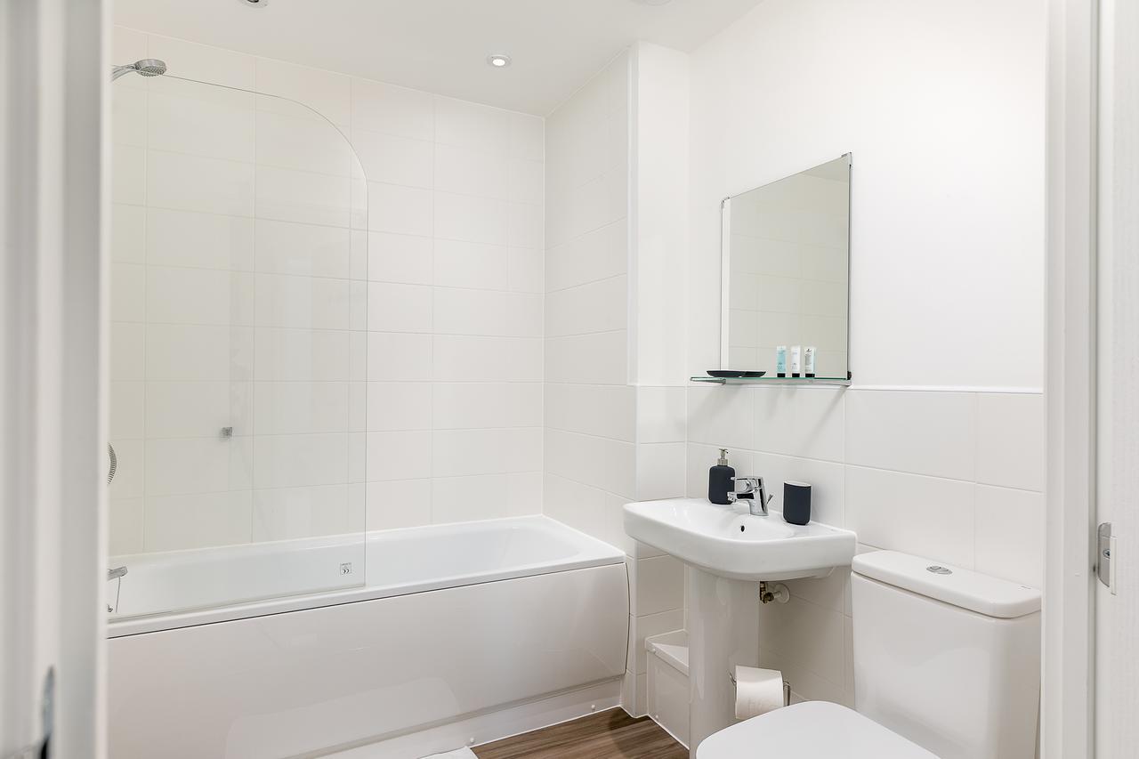 Hertford Serviced Apartments Ware Ngoại thất bức ảnh
