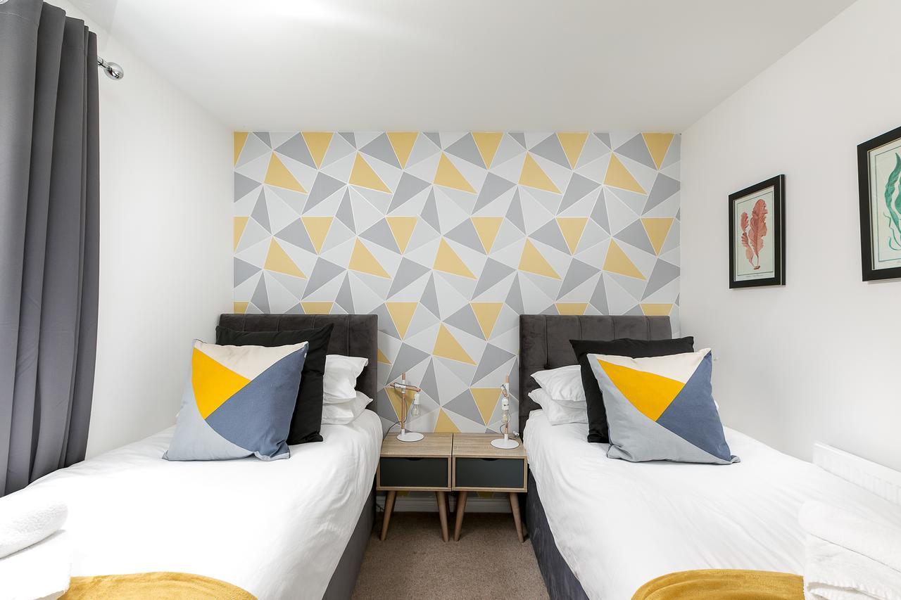 Hertford Serviced Apartments Ware Ngoại thất bức ảnh
